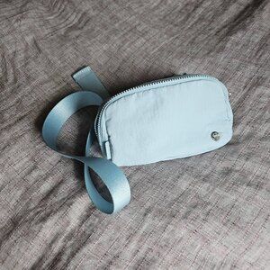 NEW! Lululemon Everywhere Belt Bag, 1L, Windmill